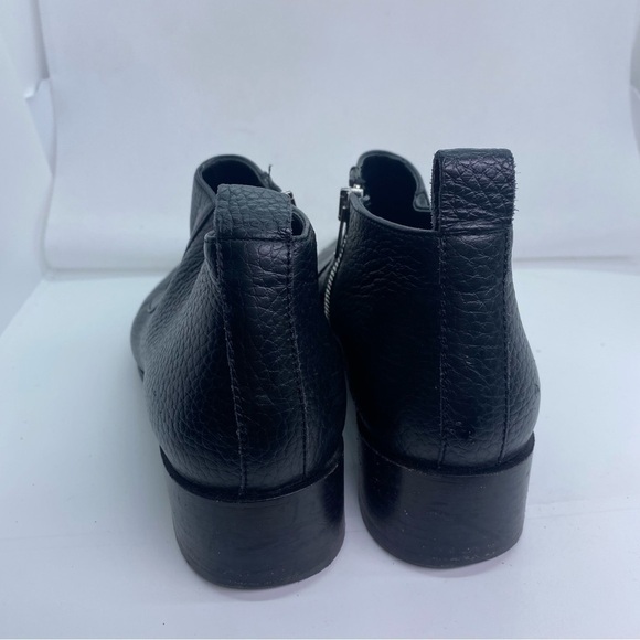 Everlane Boss Boot Pebbled Leather Black - Picture 5 of 10